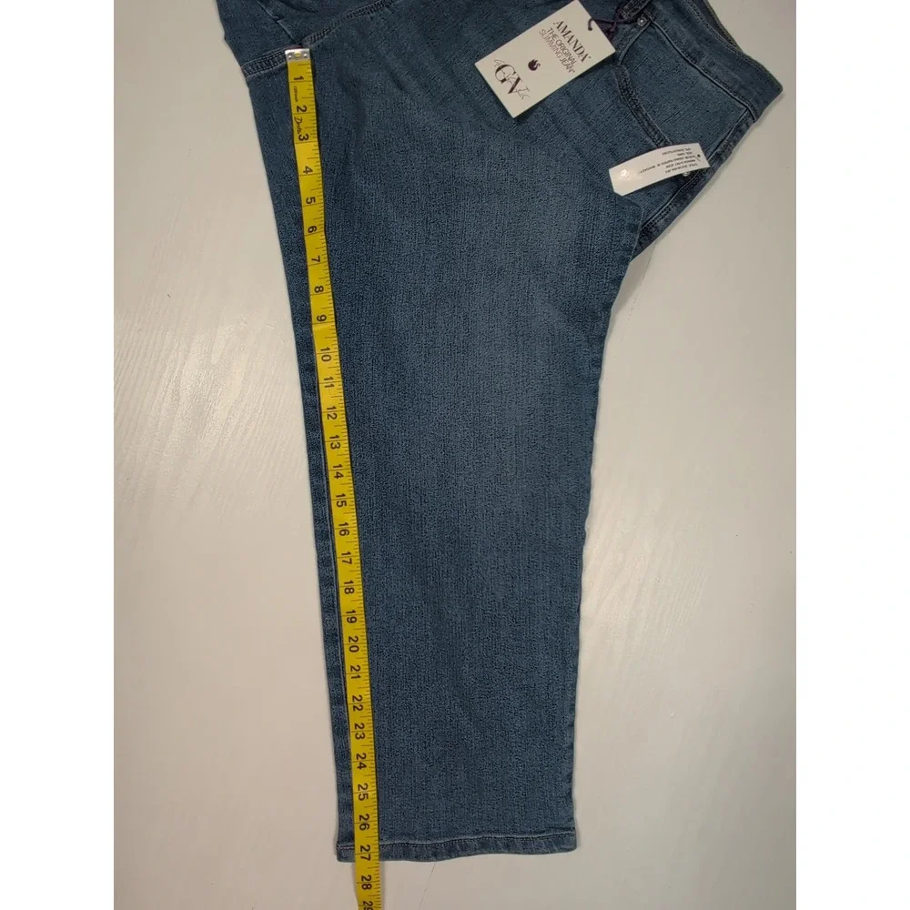 Gloria Vanderbilt Amanda Slimming Tapered Leg Jeans Blue 18W Short NWT - Picture 5 of 13